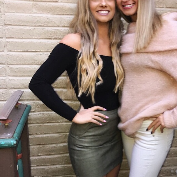 long sleeve bodysuit - Picture 1 of 3